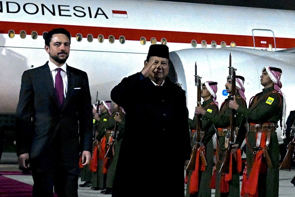 Dari Langit Yordania, Prabowo dan Pilot F16 Sampaikan Ramadhan Mubarak