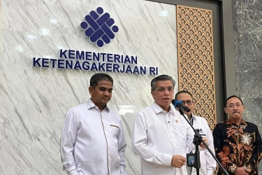 Menaker Pastikan Ojol Kembali Terima THR Lebaran 2026