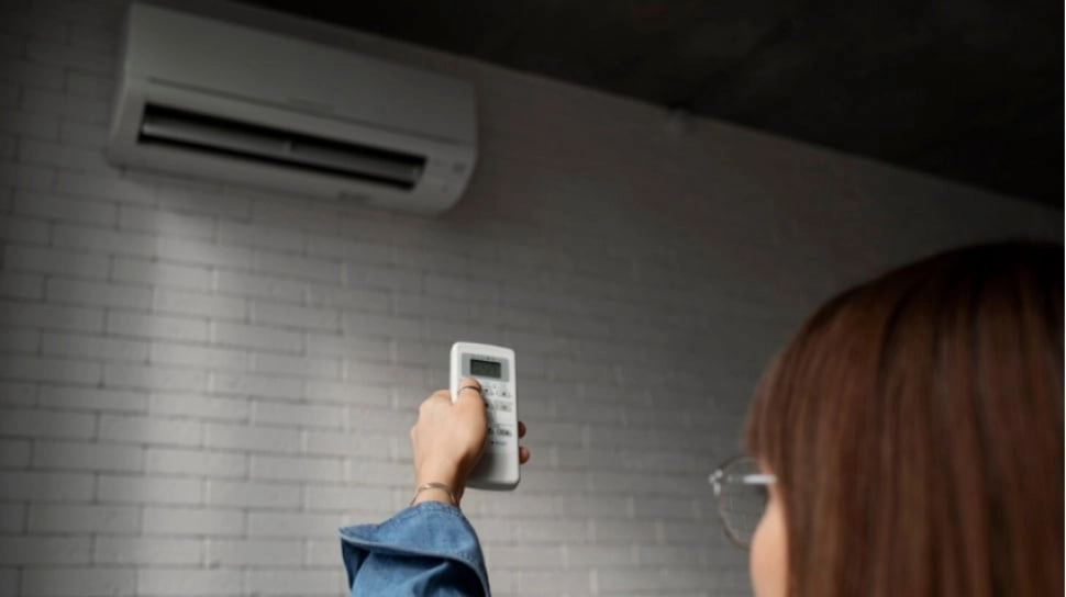 7 Rekomendasi AC 1/2 PK Watt Rendah Paling Murah untuk Rumah