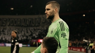 Debut Gemilang Maarten Paes di Ajax Ternyata Menyisakan Rasa Sakit Hati Bagi Kiper Joeri Heerkens