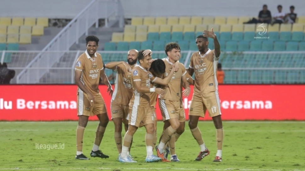 Tinggal Dewa United! Jan Olde Siap Bawa Harapan Indonesia di Asia