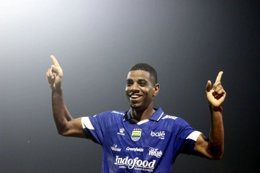 Persib Vs Madura United, Alasan Uilliam Barros Masuk Sorotan
