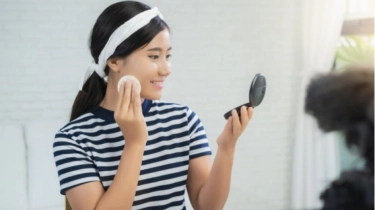 6 Bedak untuk Tampil Natural, Wajah Segar Tanpa Foundation untuk Daily Look