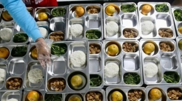 Model Baru MBG Lansia: Dimasak di SPPG, Diantar Pokmas dan Pendamping Sosial