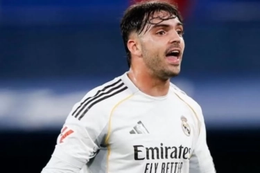 Bek Real Madrid Raul Asencio Terhindar dari Cedera Serius usai Insiden Lawan Benfica