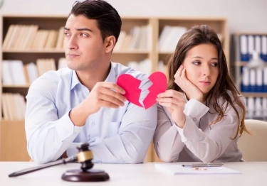 Pakar Perceraian Mengungkap Tiga Pola Sunyi yang Diam-Diam Membuat Seseorang Sulit Bahagia Setelah Perceraian