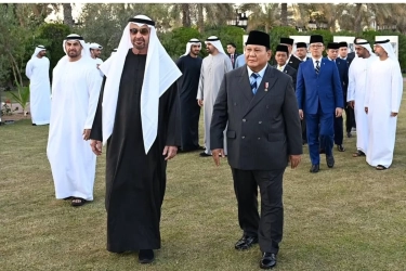 Prabowo Bertemu MBZ di Abu Dhabi, Seskab Teddy: PEA Bakal Tambah Investasi di Indonesia