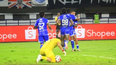 Sikat MU Lima Gol Tanpa Balas, Persib Punya Modal Buat Kalahkan Persebaya