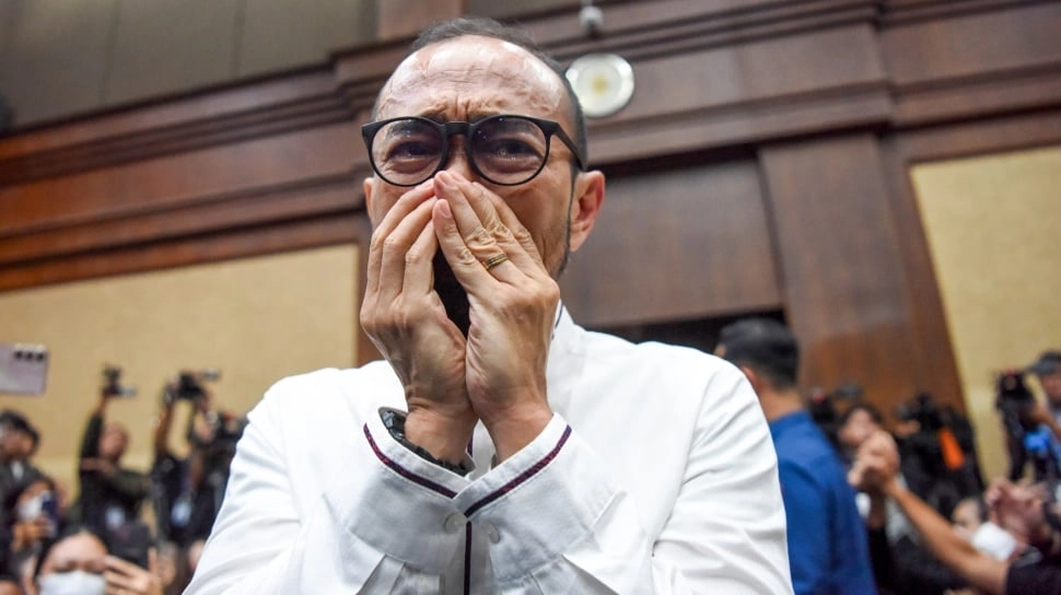 Vonis 9 Tahun Eks Dirut Pertamina Patra Niaga, Kerugian Rp171 Triliun Dibantah Hakim!