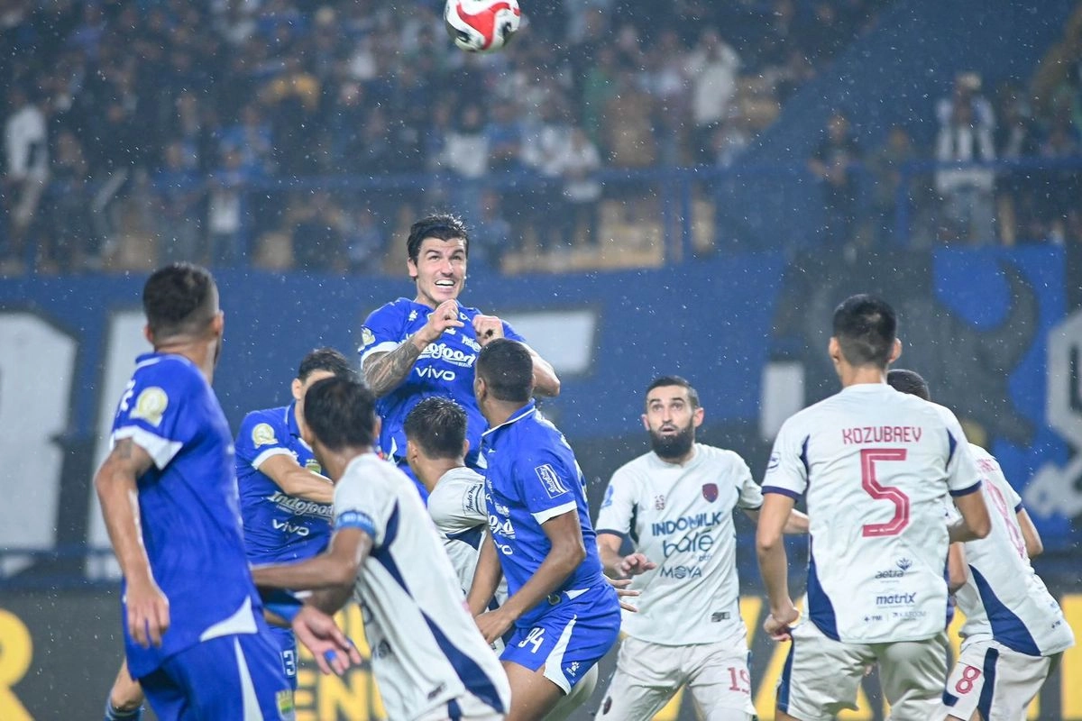 Kehadiran Sergio Castel Pacu Trio Penyerang Persib Bandung