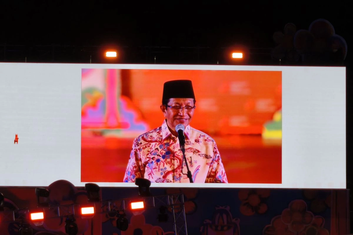 Menag Sebut Imlek dan Natal di RI Dapat Sambutan Meriah, Tingkat Kerukunan Tinggi