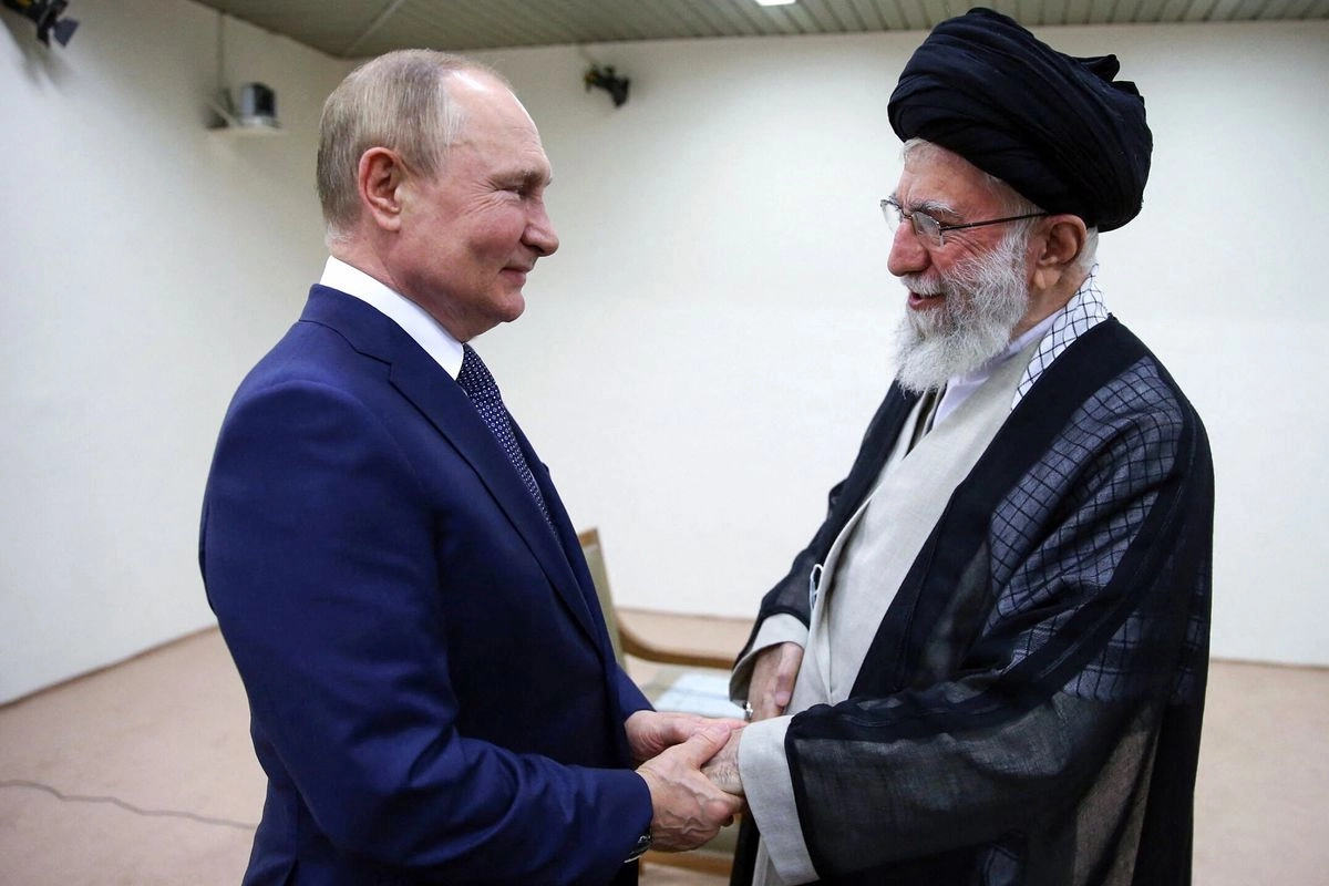 Rusia Bergerak Usai AS-Israel Serang Iran, Minta Warganya Keluar dari Sana