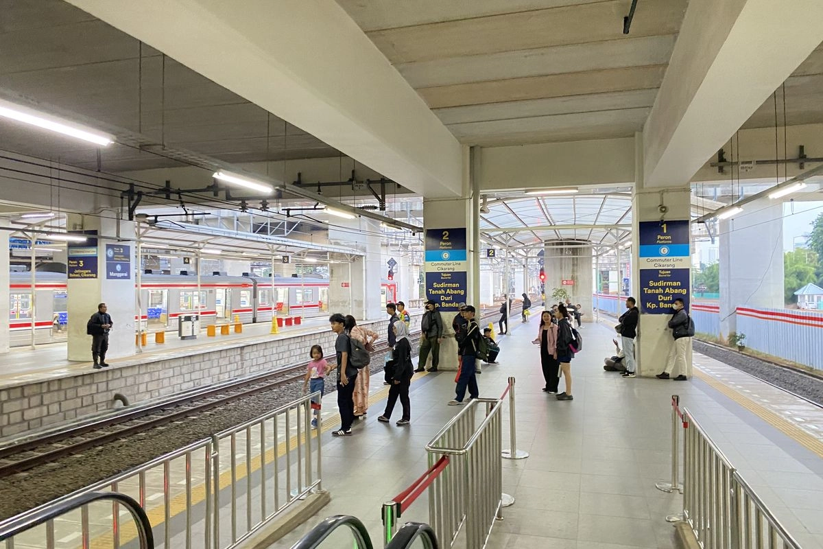 H-1 Lebaran 2026, Jumlah Penumpang KRL Jabodetabek Menyusut