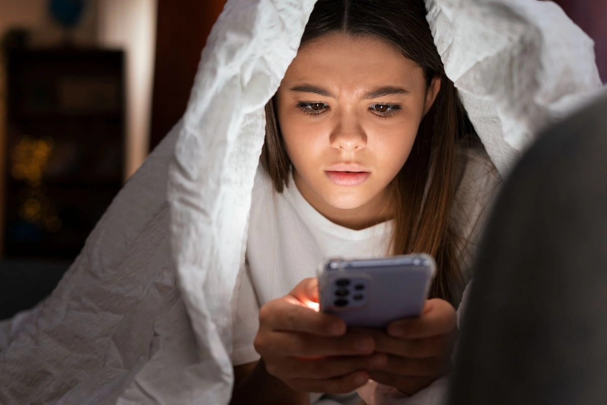Instagram dan TikTok Disebut Lebih Buruk untuk Kesehatan Mental, Ini Temuan Studi Global