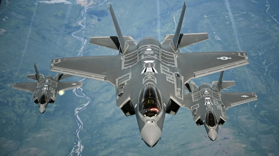 Iran Klaim Berhasil Tembak Jatuh Jet Tempur Siluman F-35 Milik AS