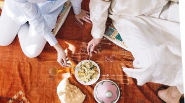 Sebelum Salat Idulfitri Makan atau Tidak? Ini Amalan yang Dianjurkan Sesuai Sunah