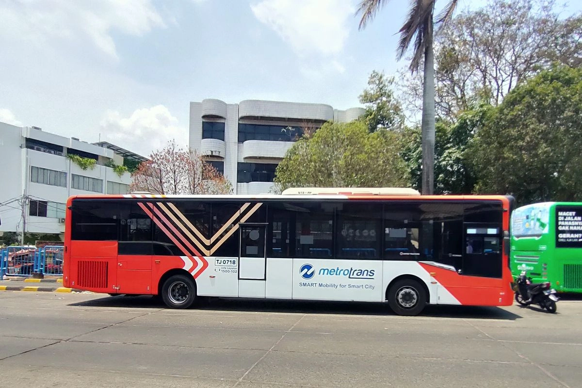 Cuma Rp 1! Tarif Busway dan LRT Jakarta Berlaku Hingga Minggu Besok
