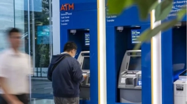 Cara Tarik Tunai Saldo GoPay Tanpa Kartu di ATM BRI