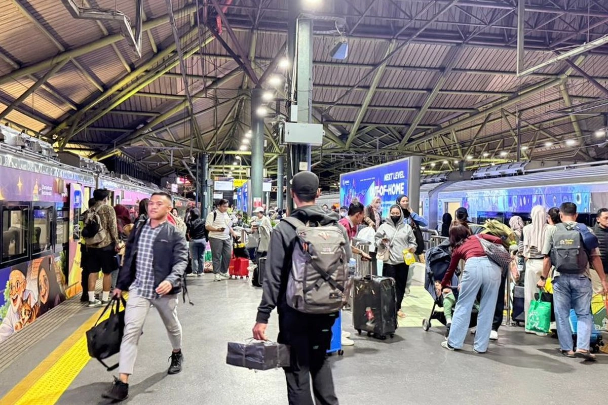 Okupansi Tembus 150,7 Persen, Kereta Jadi Andalan Arus Balik