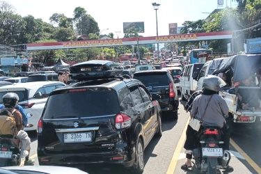 Volume Lalu Lintas Jalan Tol Jabodetabek dan Bandung Meningkat hingga H+3 Lebaran