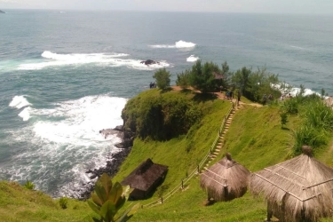 8 Pantai Terindah di Kebumen, Ada yang Dijuluki New Zealand-nya Indonesia