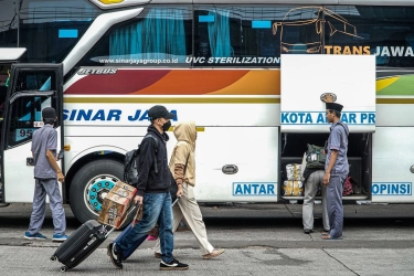 Urbanisasi Pasca-Lebaran: Ilusi UMP dan Jebakan Kemiskinan Baru
