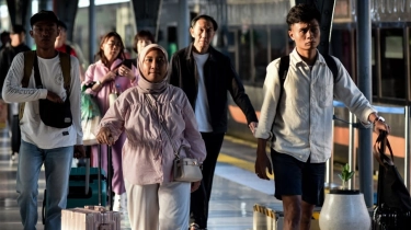 Puncak Arus Balik! 50 Ribu Orang Padati Jakarta, KAI Daop 1 Tebar Diskon Tiket 20 Persen