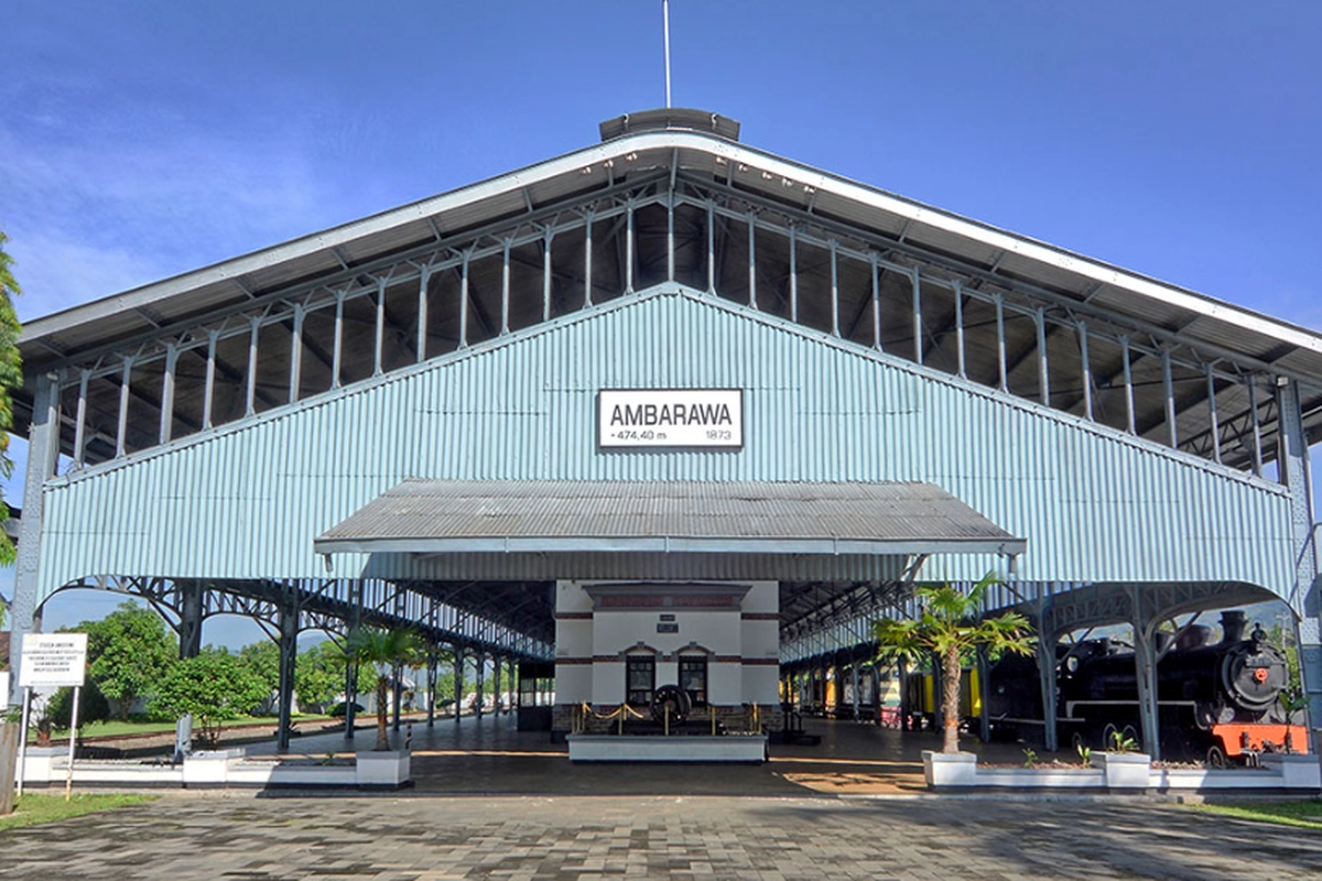 Trip Wisata Sejarah Lawang Sewu-Ambarawa, Naik Kereta Api Bayar Rp 225.000 PP