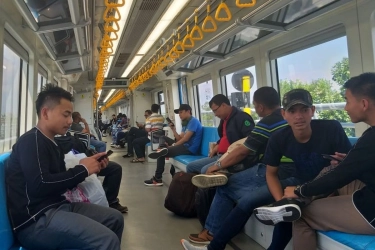 Lonjakan Penumpang LRT Sumsel: 15 Ribu Per Hari Selama Lebaran 2026