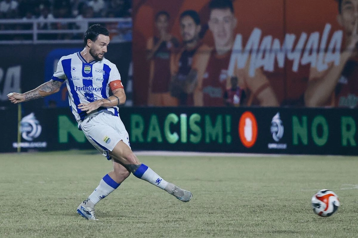 Dicoret dari Timnas Indonesia, Marc Klok Fokus Perkuat Persib
