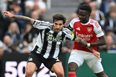 Man City Siap Tikung Man United demi Sandro Tonali, Tawarkan Skema Tukar Pemain