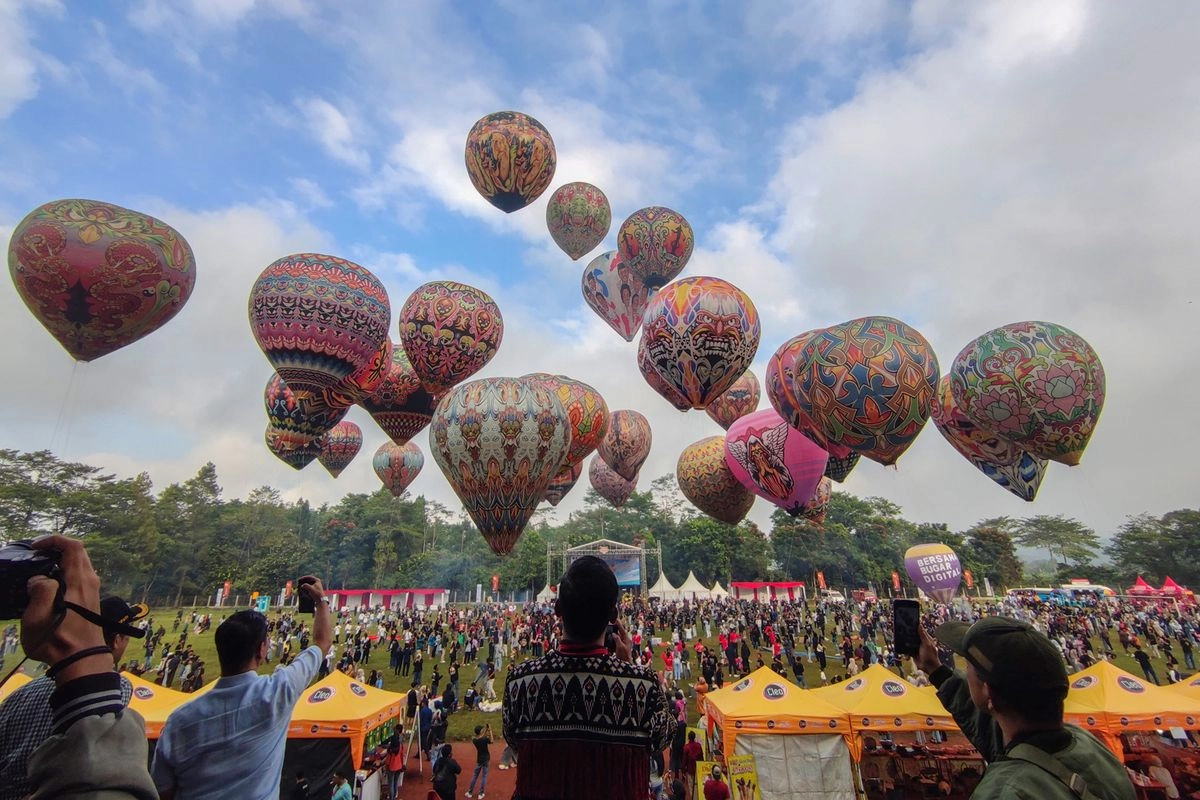 Festival Balon Wonosobo 2026 Kian Mendunia, Dipadati Turis dari 20 Negara