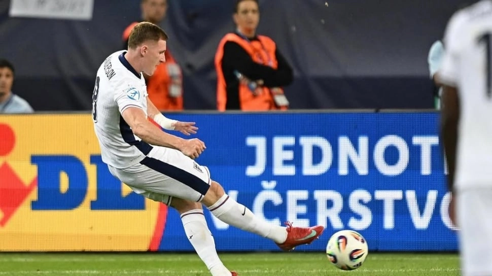 Manchester United Targetkan Elliot Anderson untuk Bursa Transfer Musim Panas
