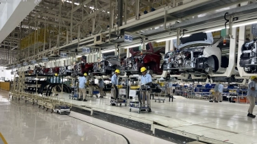 Indeks Kepercayaan Industri Anjlok di Februari, Tapi Masih di Zona Ekspansi