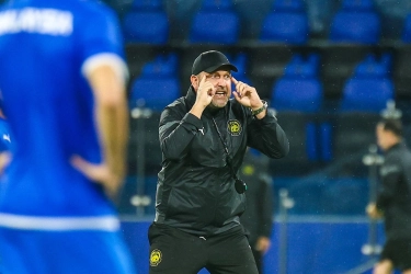 Malaysia Gagal ke Piala Asia 2027, Peter Cklamovski Akui Keunggulan Vietnam