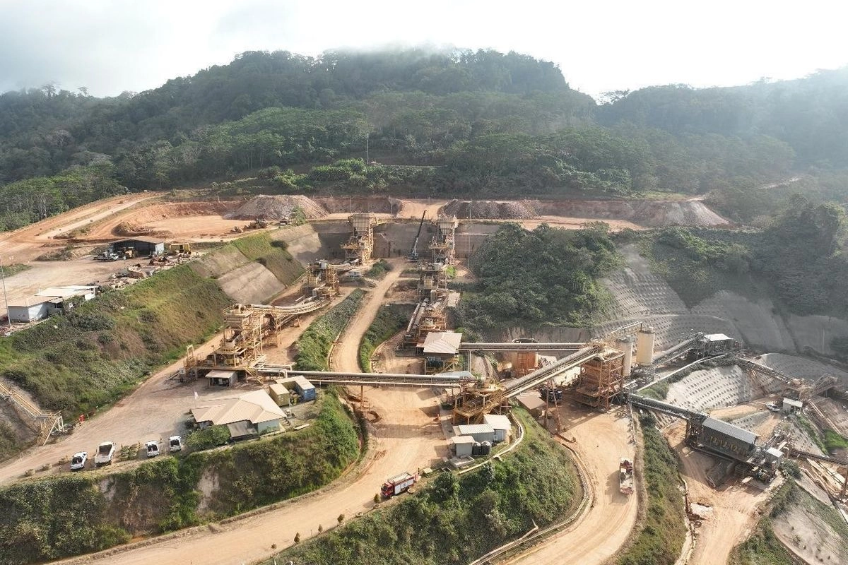 Merdeka Copper Gold (MDKA) Cetak Pendapatan Rp 32,06 Triliun, Turun 15,62 Persen Per 2025