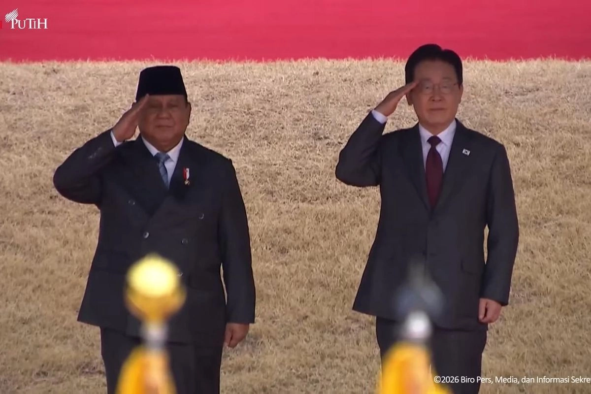 Prabowo Tiba di Blue House, Disambut Langsung Presiden Korea Selatan