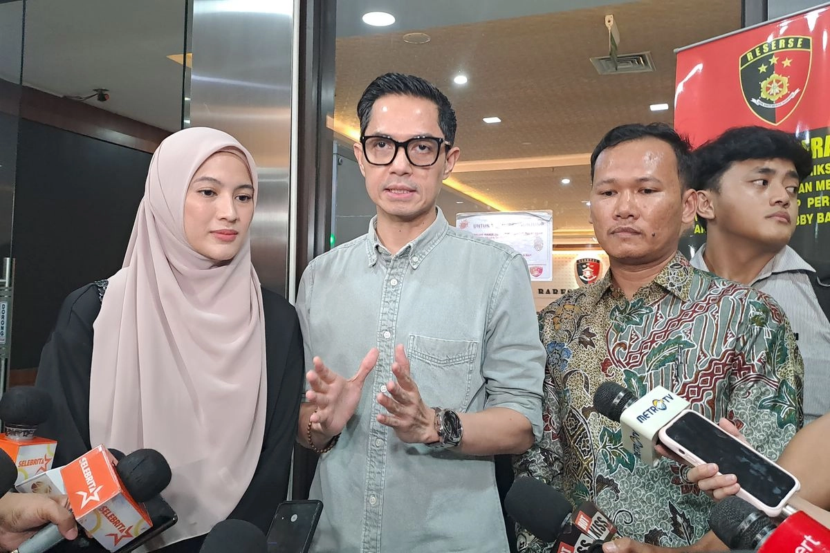 Diperiksa Bareskrim, Dude–Alyssa Tegaskan Tak Tahu Masalah Internal PT DSI