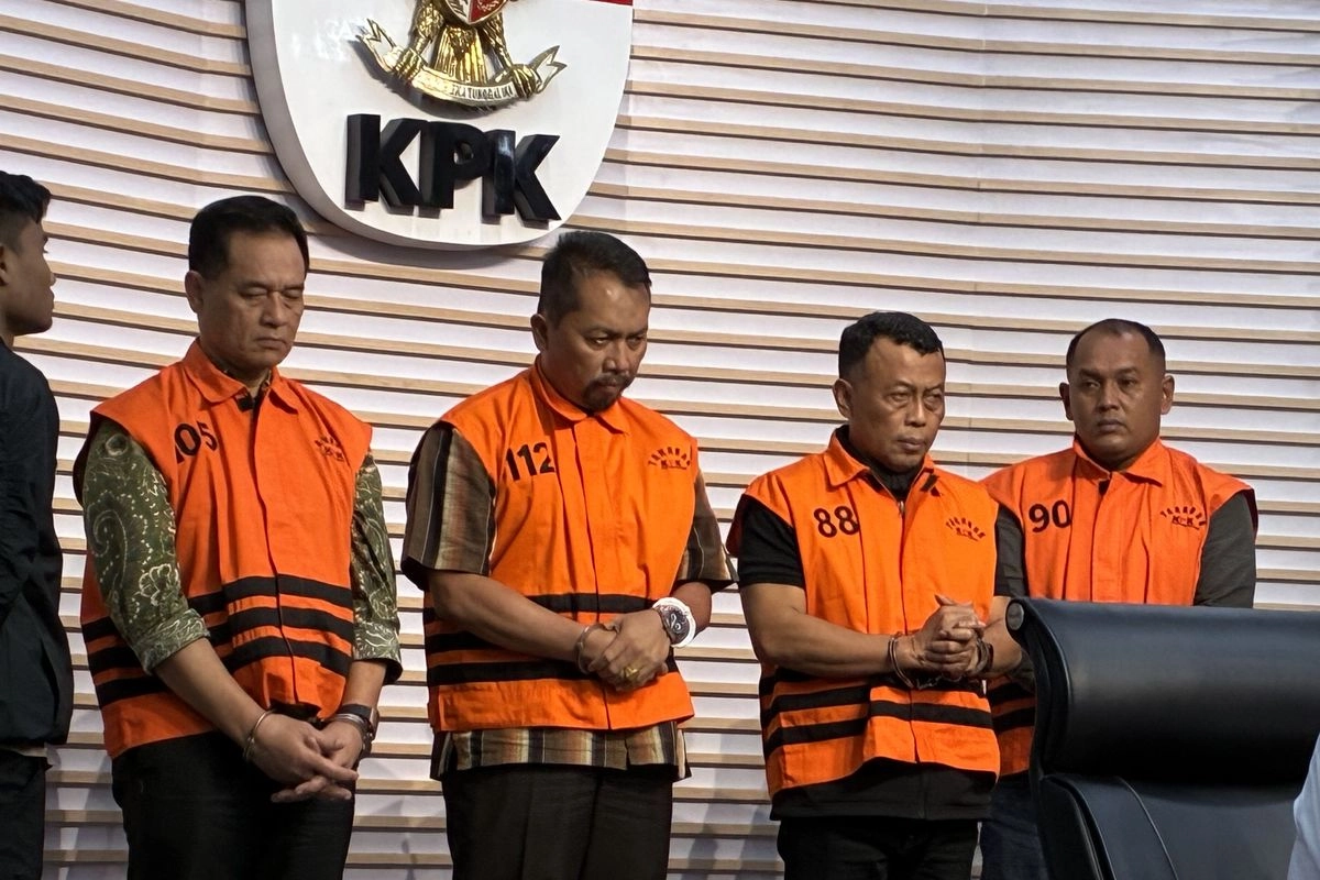 KPK Limpahkan Berkas Perkara Sugiri Sancoko Cs ke PN Ponorogo