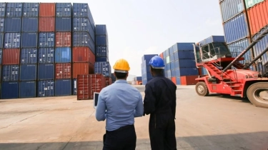 BPS: Impor RI Februari 2026 Capai Rp 355,1 Triliun, Sektor Migas Turun