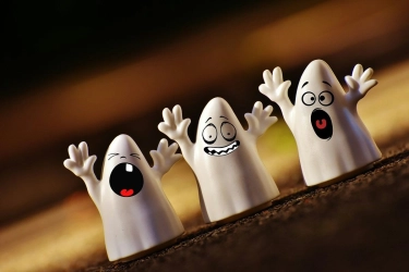 Dendam ke Tetangga, Pria Ini Putar Suara Hantu 10 Jam Tiap Hari Pakai Speaker