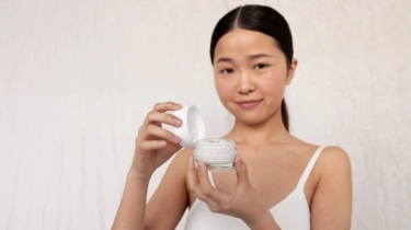 Apa Kegunaan Moisturizer? Ini 10 Manfaat Penting yang Wajib Kamu Tahu