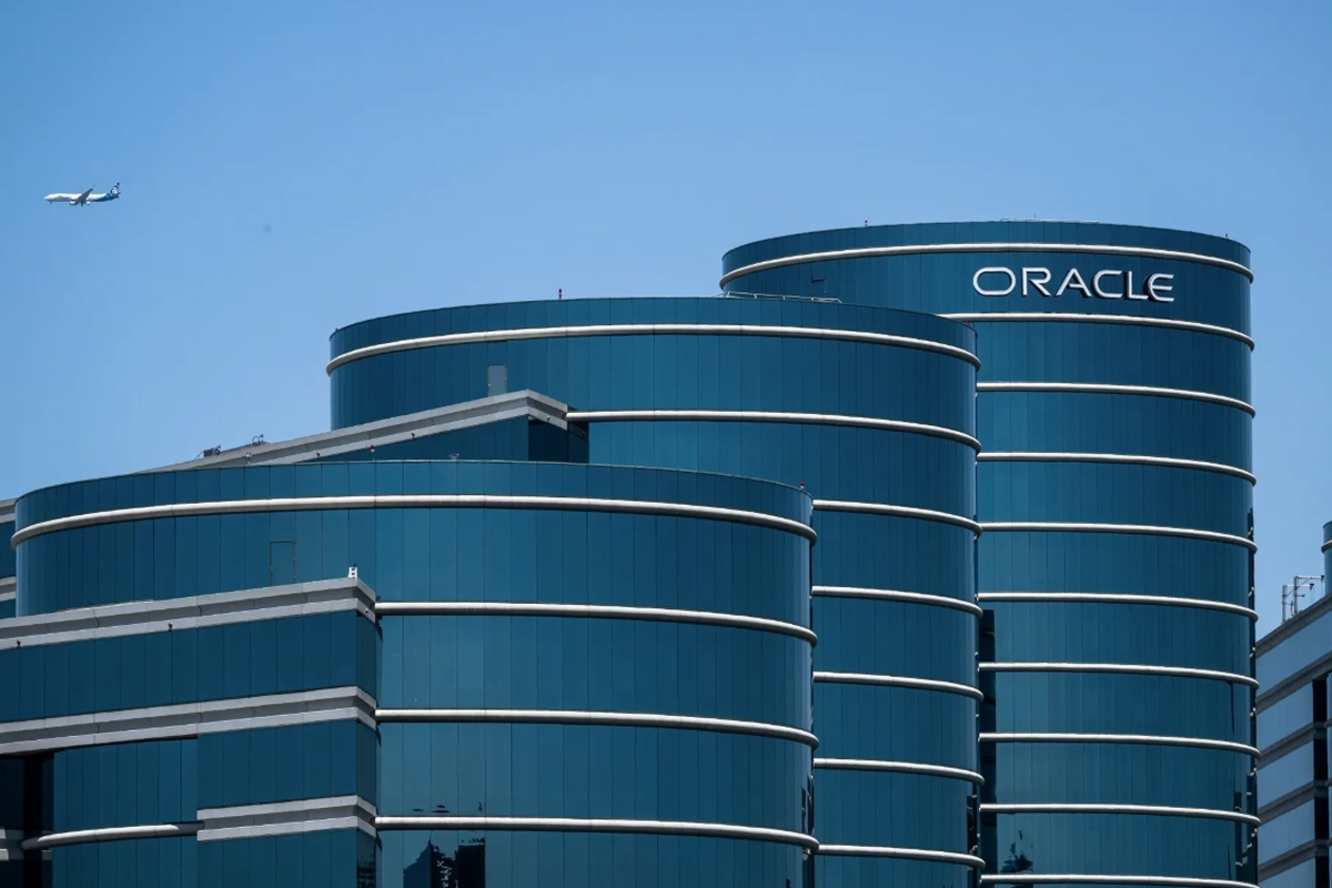 Drama PHK 30.000 Karyawan Oracle, E-mail Pagi Buta dan Akses Diputus Total