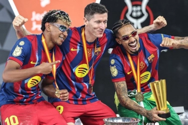 Terancam Potong Gaji di Barca, Lewandowski Didorong ke Juventus