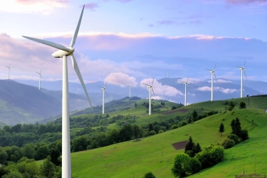 Ada Asa di Balik Perang Timur Tengah, Era Energi Terbarukan Bisa Datang Lebih Cepat