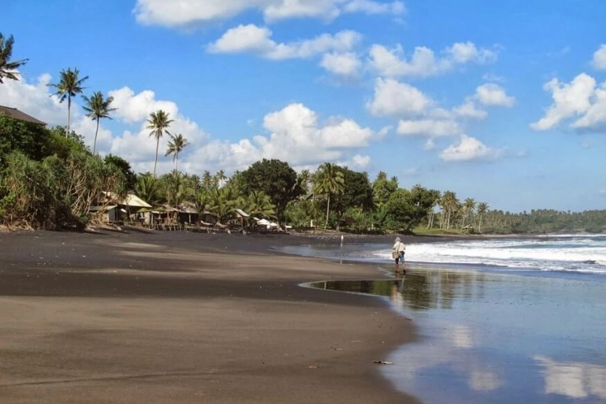 Anggaran Perbaikan Abrasi Pesisir Pantai Bali Capai Rp 4 Triliun