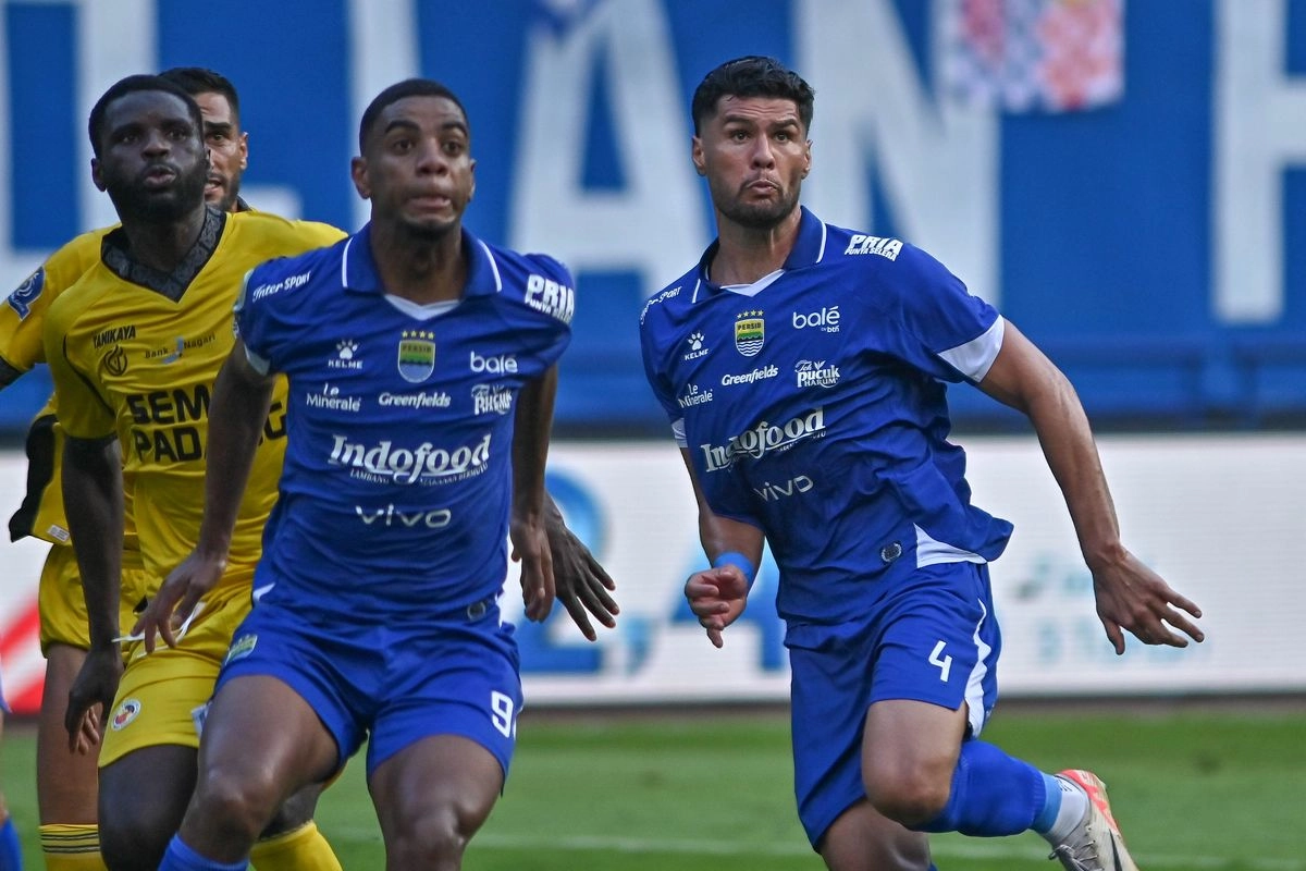 Persib Vs Bali United, Bojan Hodak Tak Bisa Mainkan Julio Cesar