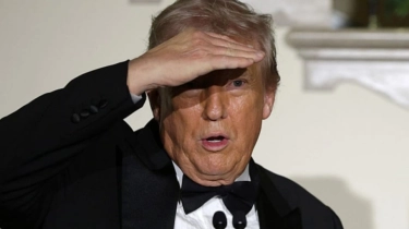 Politisi Demokrat Dorong Pemakzulan Donald Trump dan Menteri Perang AS