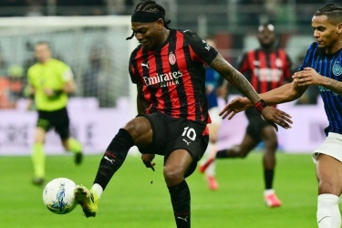 Rafael Leao Friksi dengan AC Milan, Barcelona Mendekat