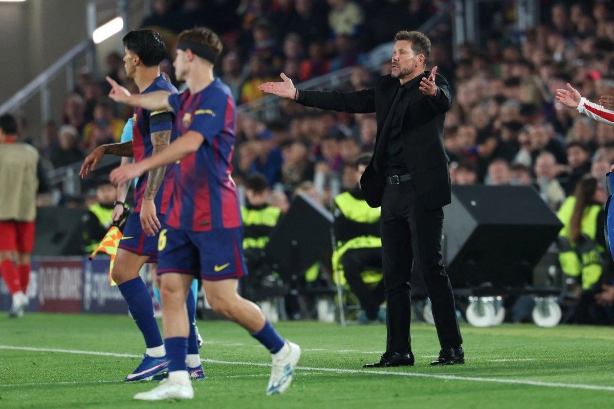 Reaksi Diego Simeone soal Kontroversi VAR dan Kemenangan Perdana di Camp Nou